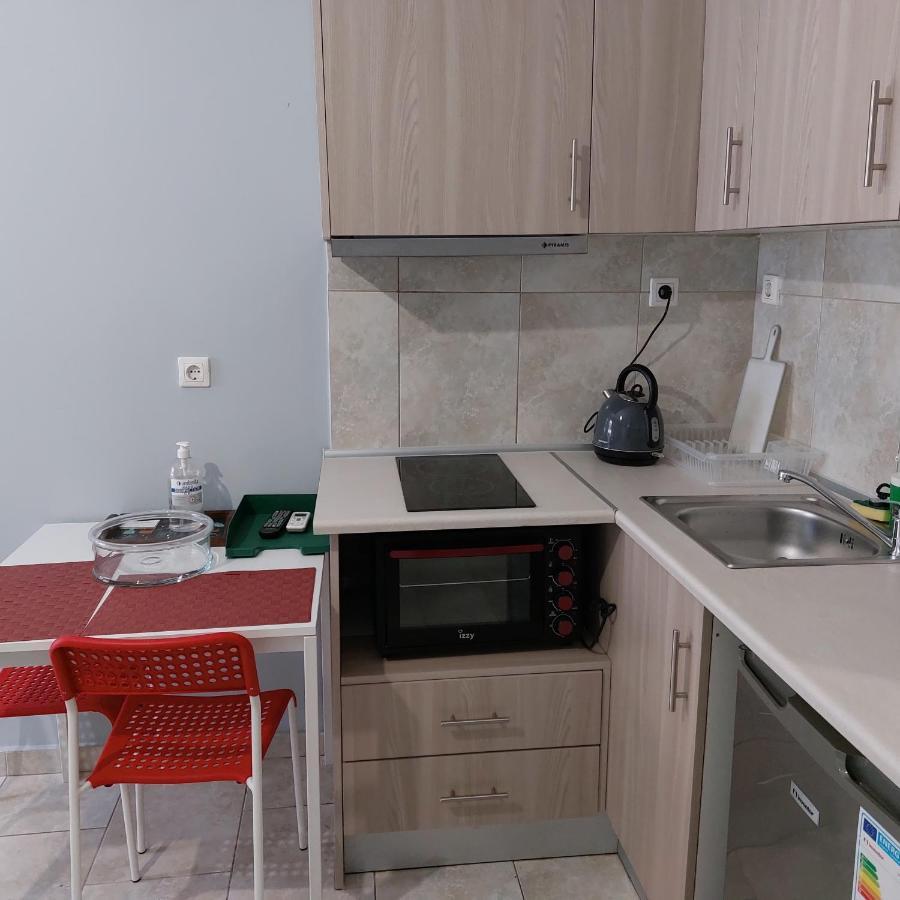 Yolanda Studios Пирея Екстериор снимка